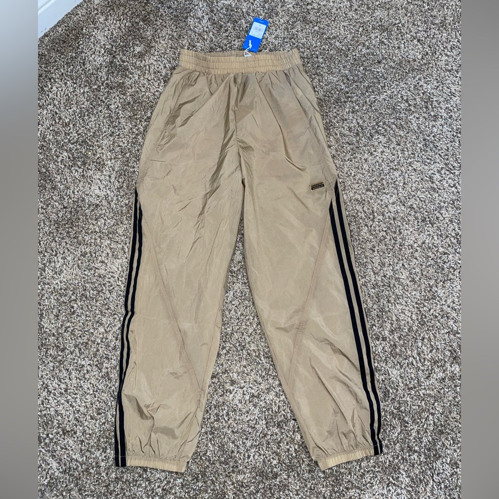 NWT-adidas windbreaker pants